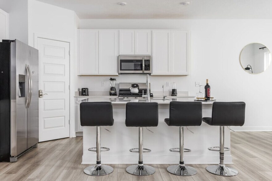 Building Photo - 17355 Wellburn Dr