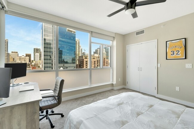 Building Photo - 325 7th Avenue