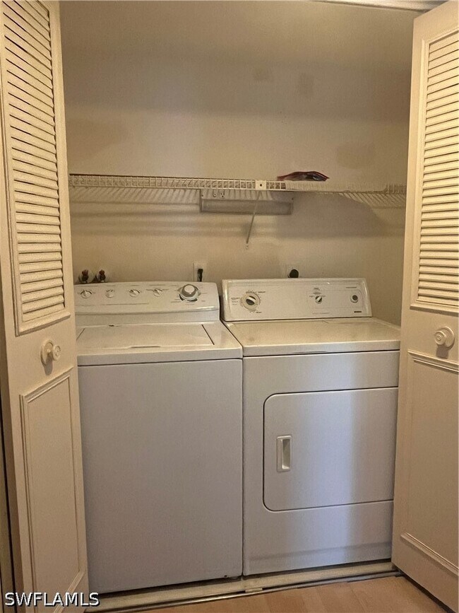 Building Photo - 1747 Pebble Beach Dr