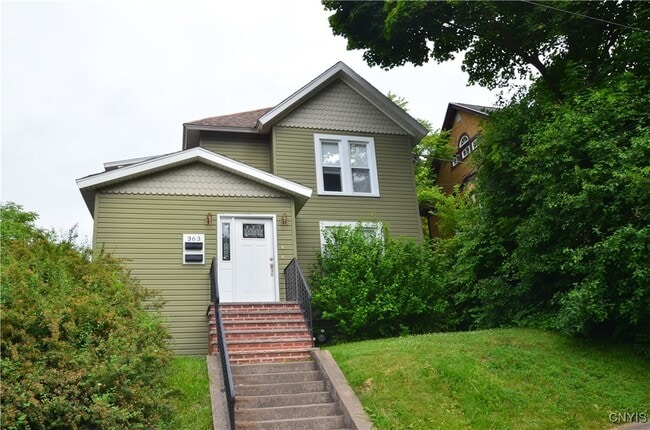 Building Photo - 359 Green St