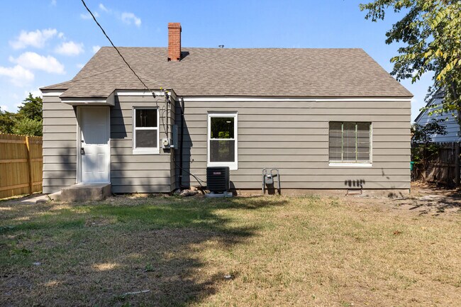 Building Photo - 3120 NW 29th St