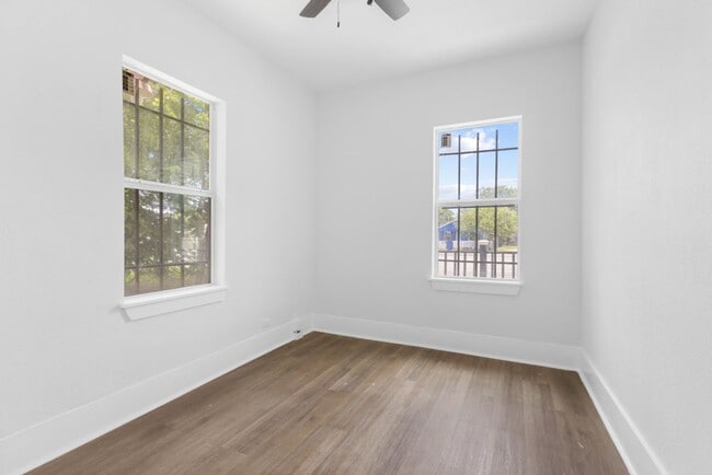 Building Photo - 843 Culebra Rd