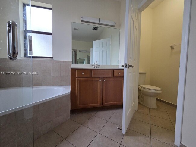 Building Photo - 8841 W 34th Ct