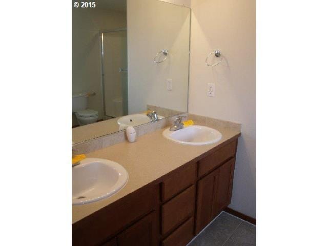 Building Photo - Spacious 4 Bedroom Home w/ Fully Fenced Yard & 2 Car Garage!