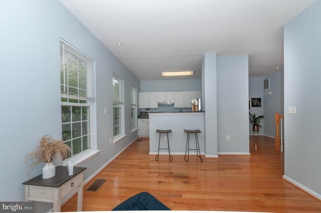 Building Photo - 8067 Nicosh Cir Ln