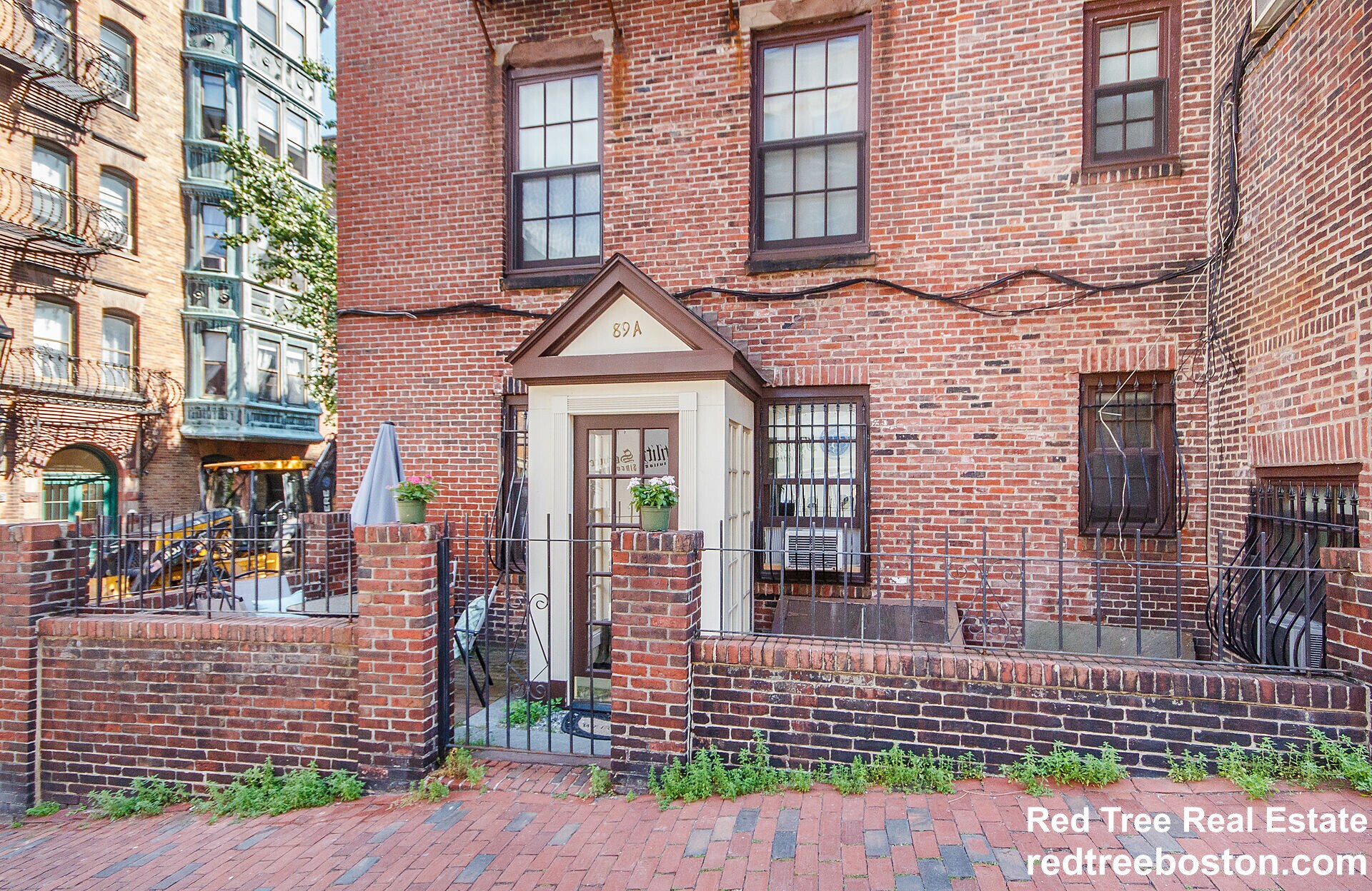 Building Photo - 89 Myrtle St