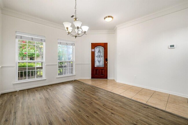 Building Photo - 9415 Herons Grove Ln