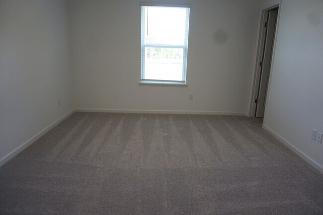 Building Photo - 6095 Falcon Gate Ln