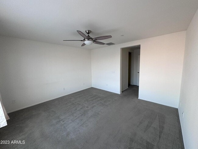 Building Photo - 1250 Abbey Ln