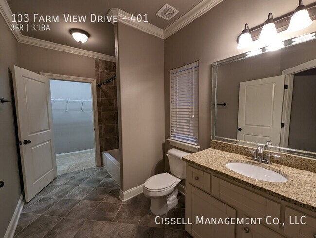 Building Photo - 103 Farm View Dr