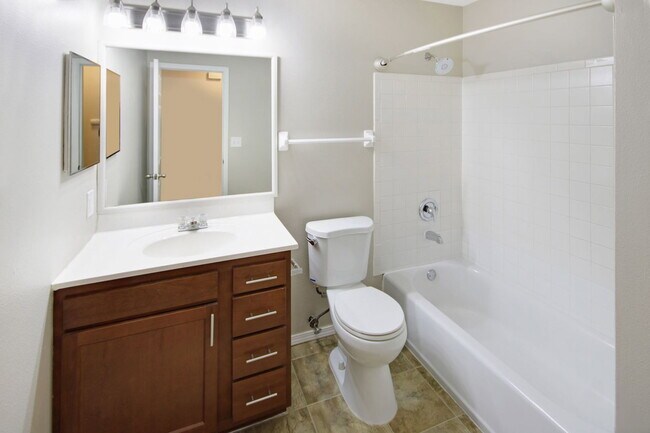 Building Photo - 17048 Sandalwood Creek Dr