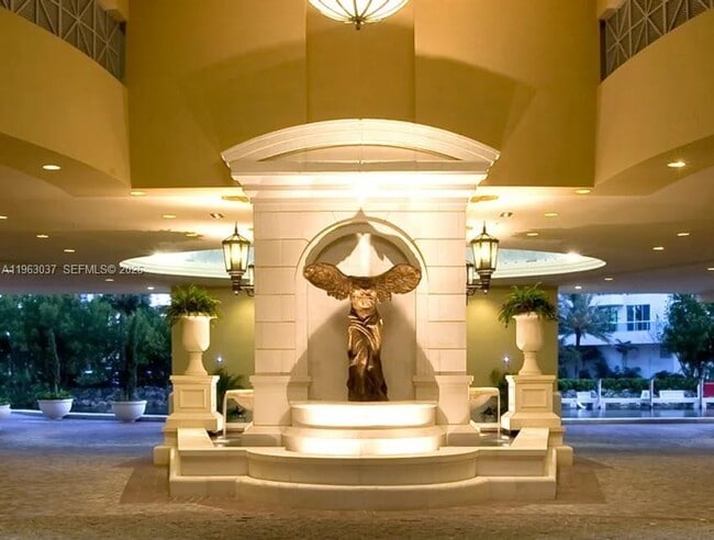 Building Photo - 200 Sunny Isles Blvd