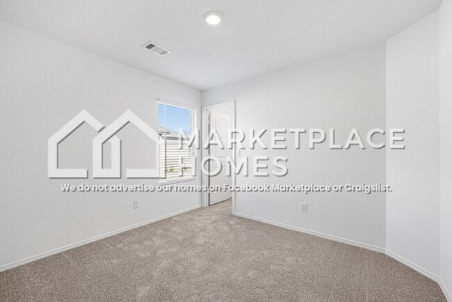 Building Photo - 22 Cedarwood Dr