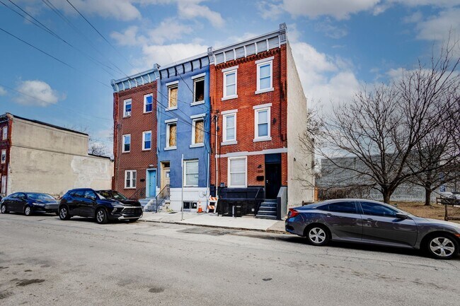 Building Photo - 2335 N 30th St