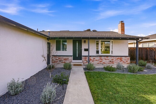 Building Photo - 3BR Livermore Home for Rent | Updated Kitchen | Near Downtown | $4,000/mo