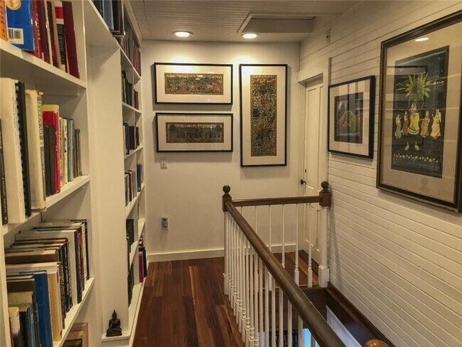 Building Photo - 23 Avenue B