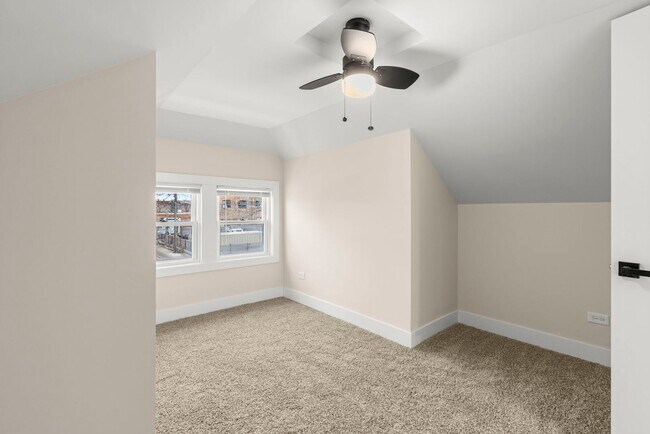 Building Photo - 5542 W 64th St