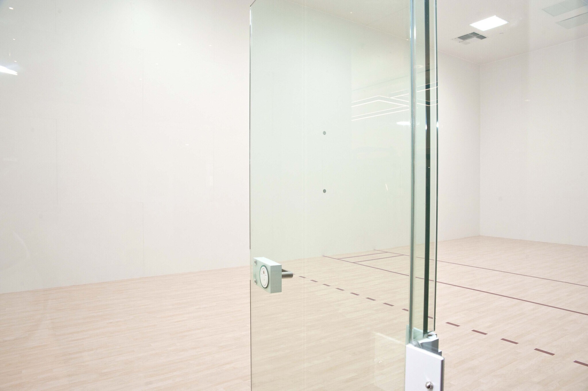 Building Photo - 225 N Miami Ave