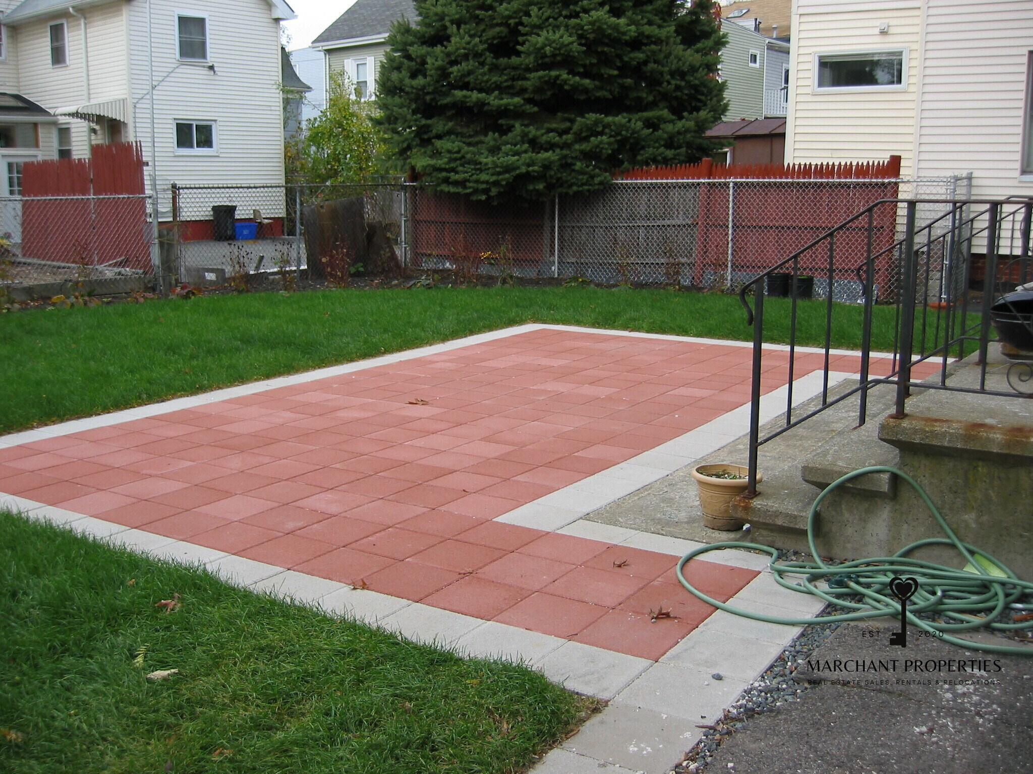 Building Photo - 363 Windsor St