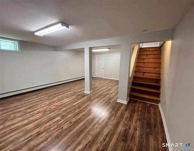 Building Photo - 1079 Brooklawn Ave