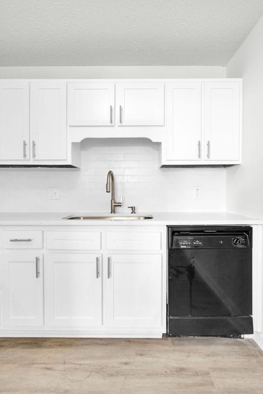 Building Photo - 1010 Mathews Ct