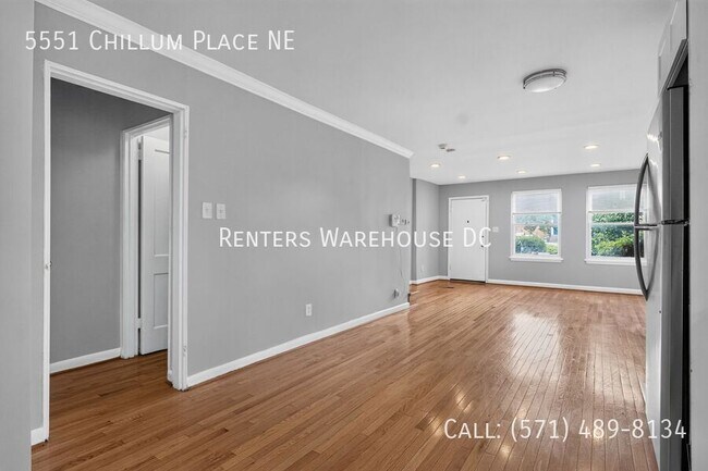Building Photo - 5551 Chillum Pl NE