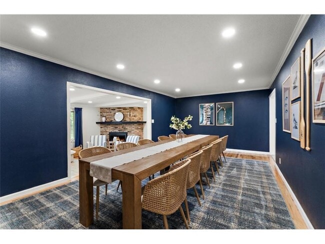 Building Photo - 1424 Vista Ln SW