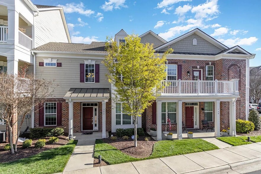 Building exterior - 10420 Sablewood Dr