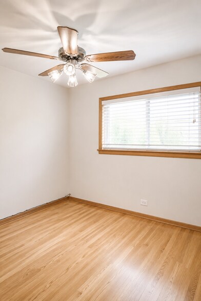 Building Photo - 4925 N Harlem Ave