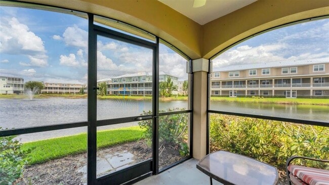 Building Photo - 10395 Coral Landings Ln