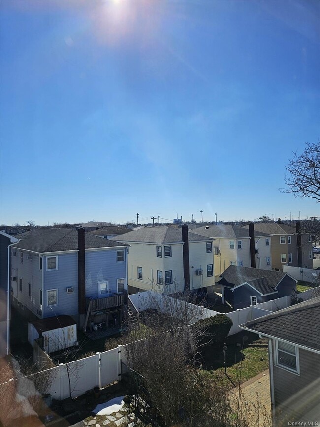 Building Photo - 56 4th Ave