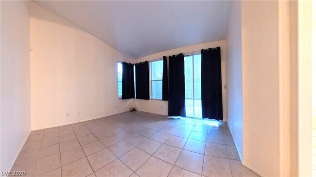 Building Photo - 4844 Jadero Dr