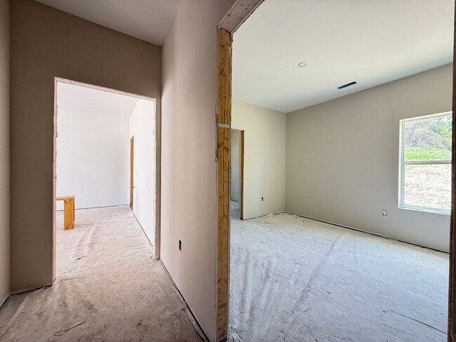 Building Photo - Pre-Leasing Now: Buffalo Ridge Townhomes | 2 Bed, 2 Bath, Attached Garage