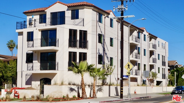 Building Photo - 1111 Echo Park Ave