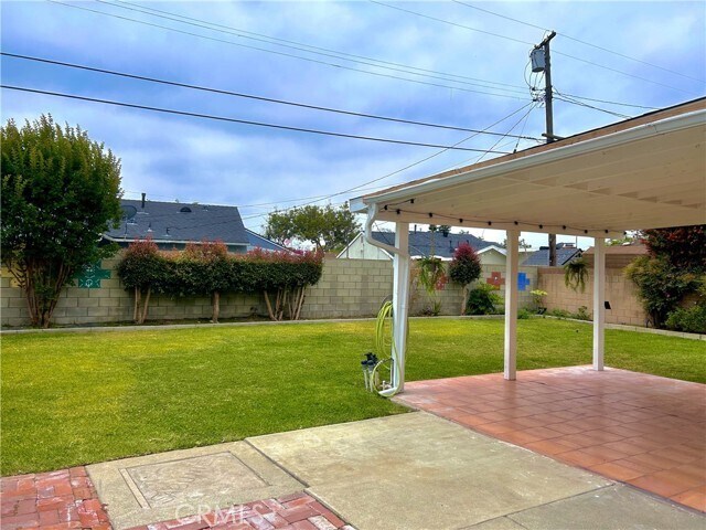 Building Photo - 14504 Cordary Ave