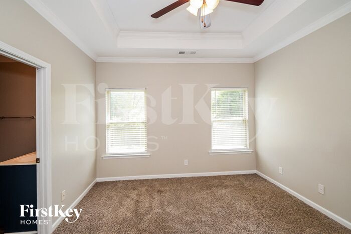 Building Photo - 8229 Owen Park Dr