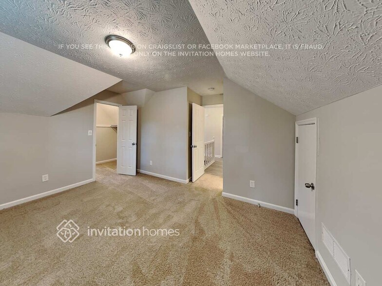 Building Photo - 3310 Westheimer Rd