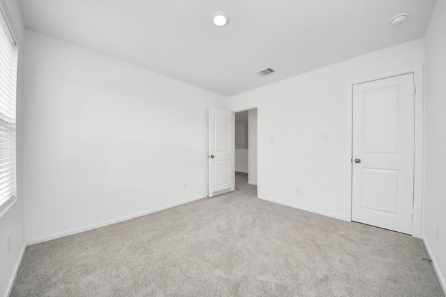 Building Photo - 1526 Amber Skies Ln