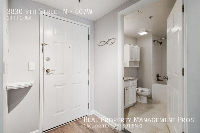 Building Photo - 3830 9th St N