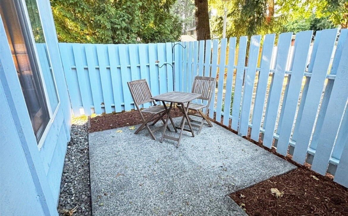 Building Photo - 4300 NE Sunset Blvd