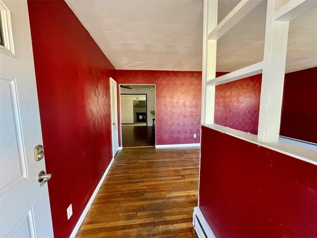 Building Photo - 705 N McKinley Ave