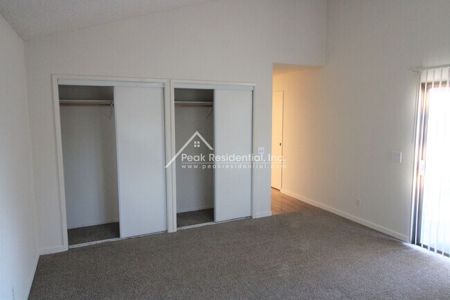 Building Photo - 9344 Winding Oak Dr