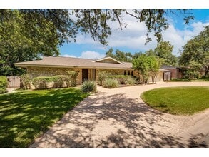 Building Photo - 6100 Mountainclimb Dr