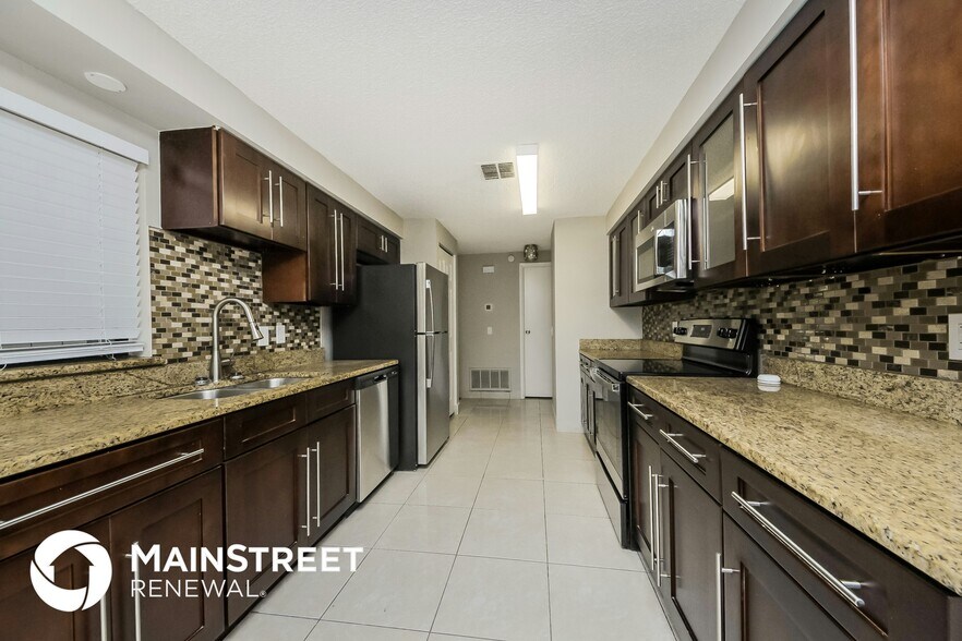 Building Photo - 7702 Murcott Cir