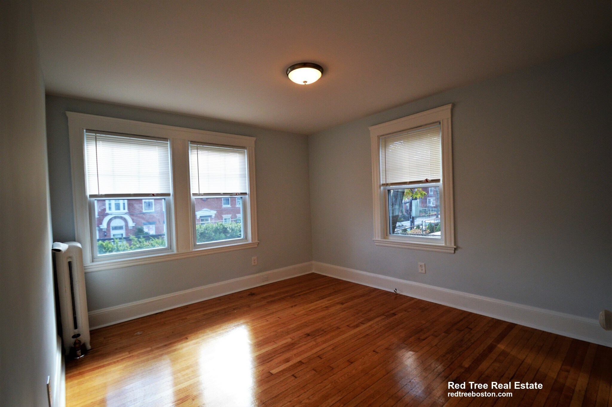 Building Photo - 51 Leamington Rd