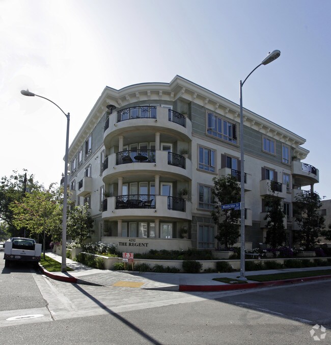 4252 Whitsett Ave 4252 Whitsett Ave Los Angeles CA 91604 Apartment