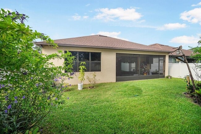 Building Photo - 8522 White Poplar Dr