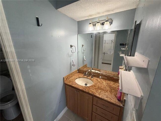 Building Photo - 3613 SW 112th Pl