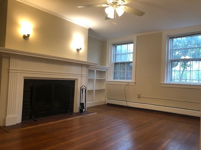 Building Photo - 256 Bradley St