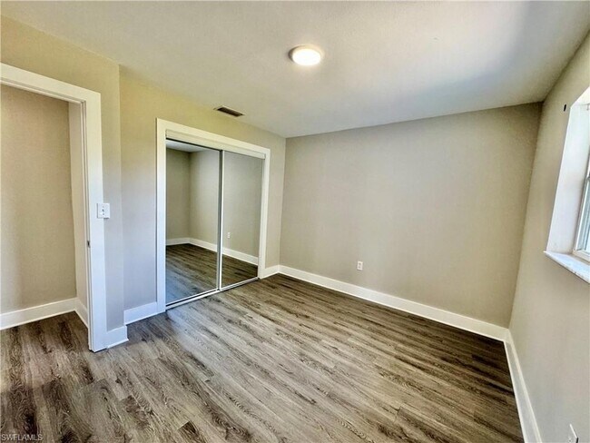 Building Photo - 531 99th Ave N